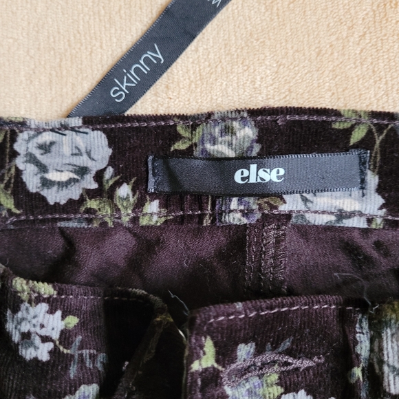 ELSE VERY DARK BROWN FLORAL JEANS SIZE 29 - Picture 10 of 10